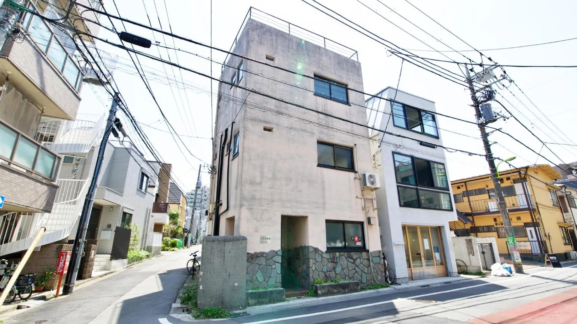 Plaza Ikejiri 201 Apartment Tokyo
